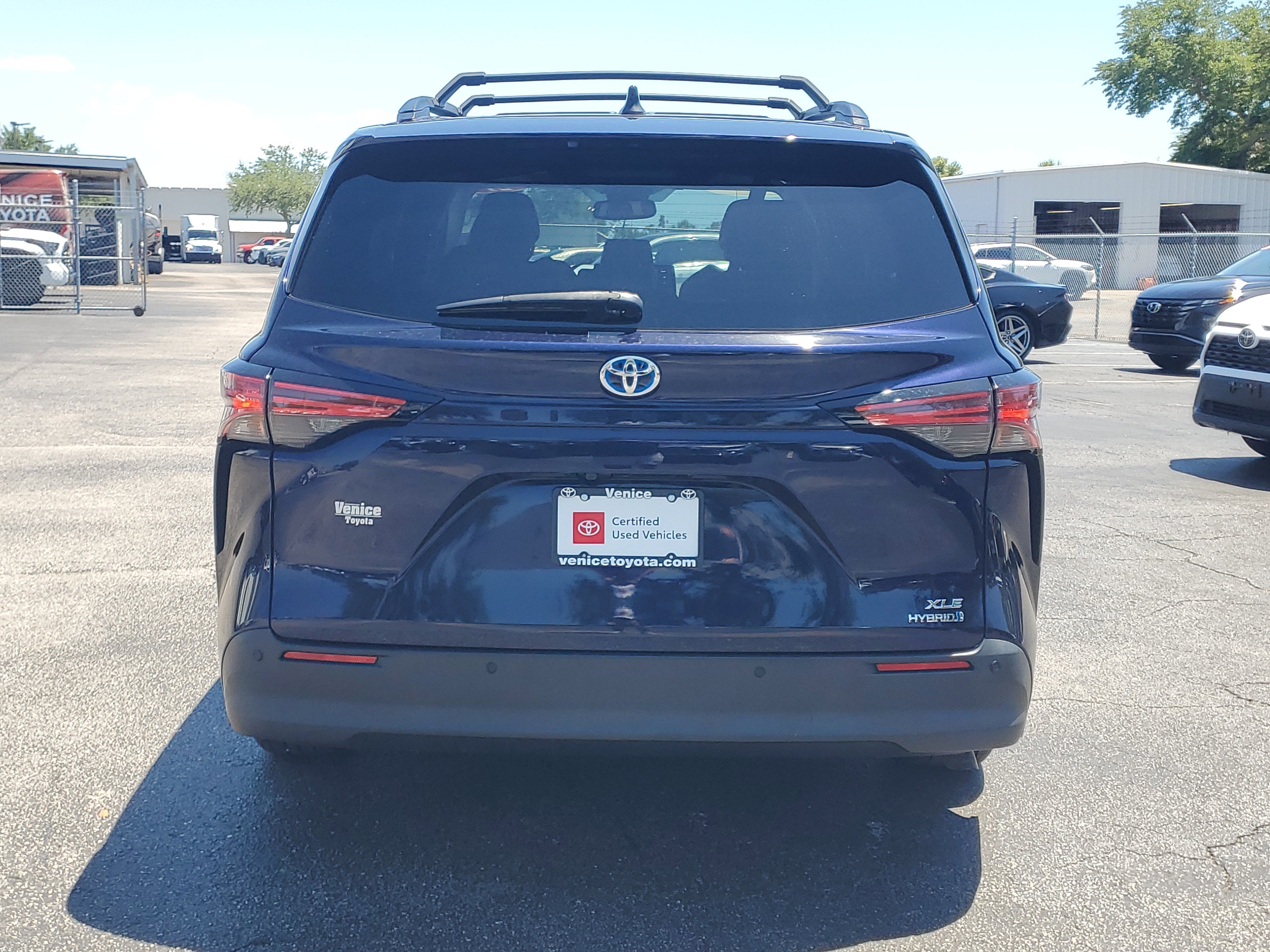 2021 Toyota Sienna XLE