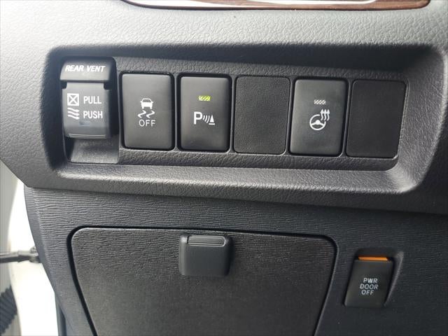 2018 Toyota Sienna XLE Auto Access Seat