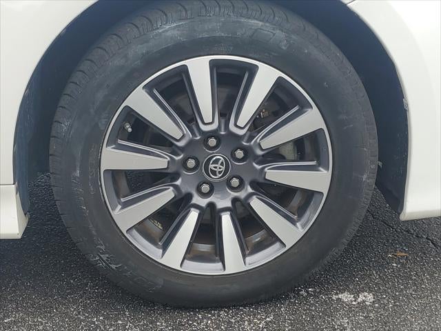 2018 Toyota Sienna XLE Auto Access Seat