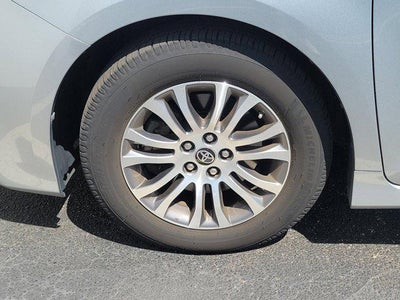 2020 Toyota Sienna XLE Auto Access Seat