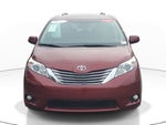 2017 Toyota Sienna XLE Auto Access Seat