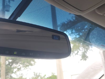 2017 Toyota Sienna XLE Auto Access Seat