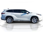 2022 Toyota Highlander Hybrid LE