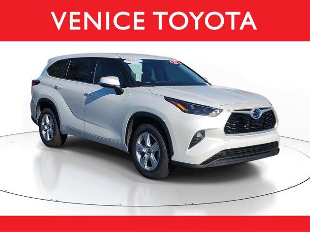 2022 Toyota Highlander Hybrid LE