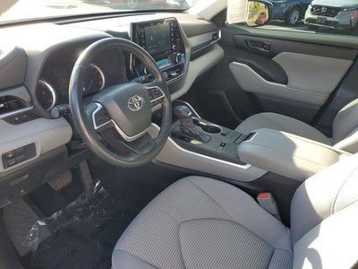 2022 Toyota Highlander Hybrid LE
