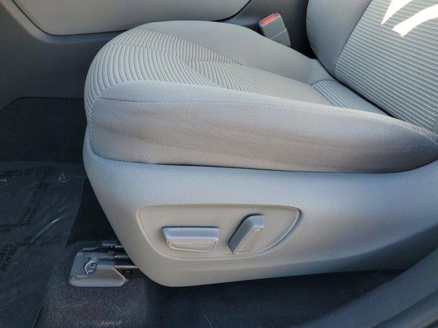 2022 Toyota Highlander Hybrid LE