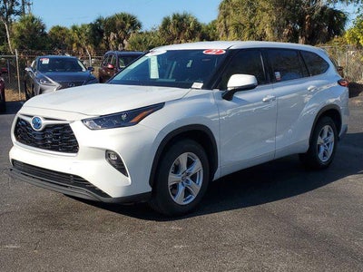 2022 Toyota Highlander Hybrid LE
