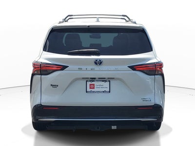2022 Toyota Sienna Limited