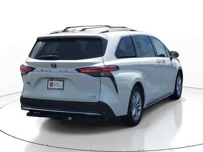 2022 Toyota Sienna Limited