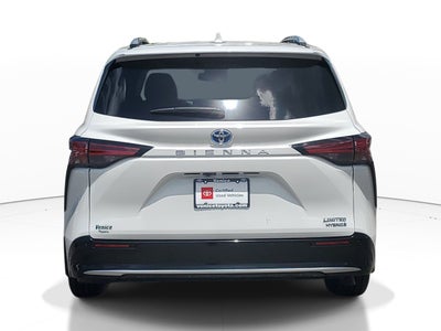 2024 Toyota Sienna Limited