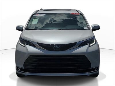 2024 Toyota Sienna Limited