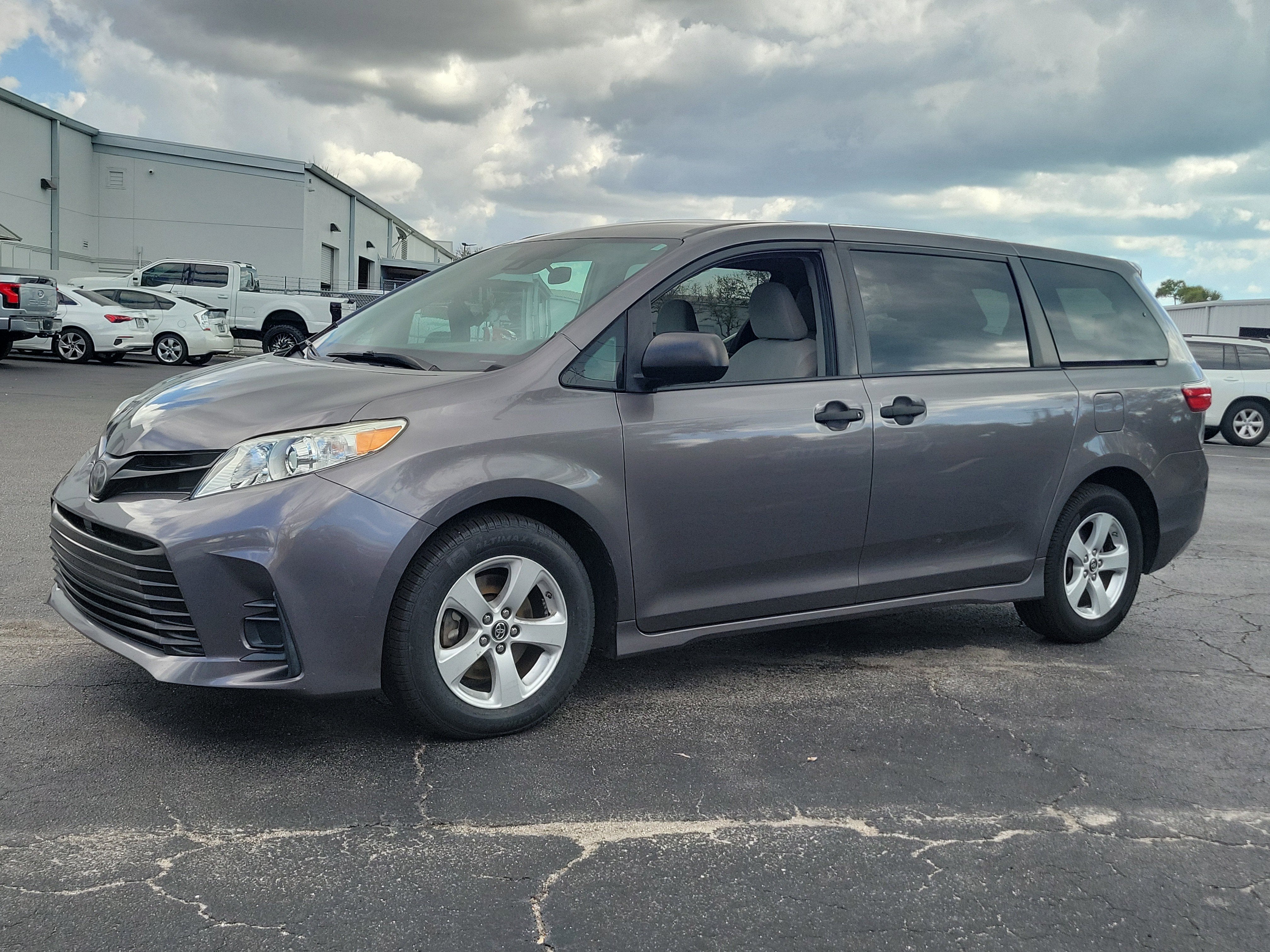 2020 Toyota Sienna L