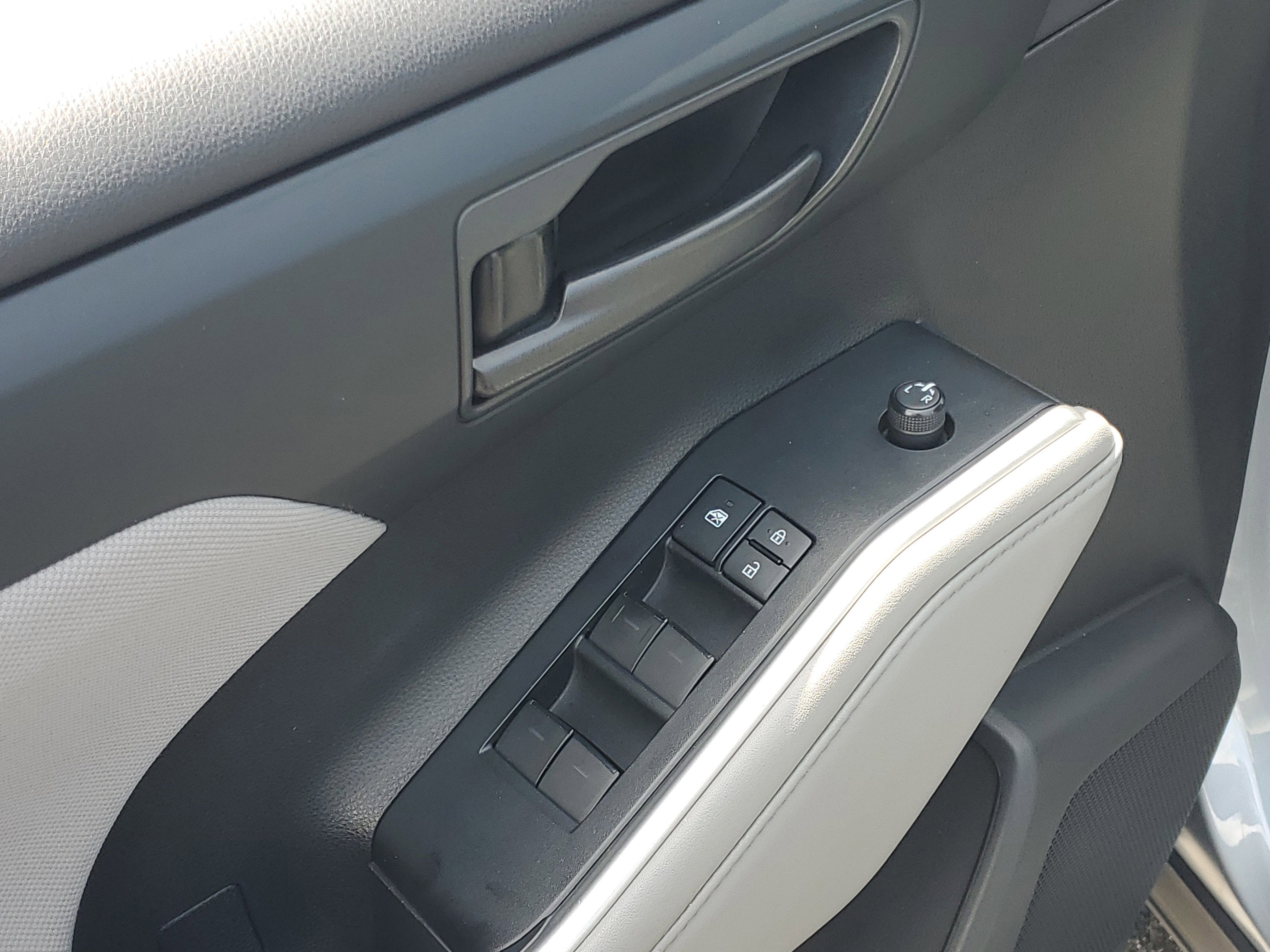 2021 Toyota Highlander L