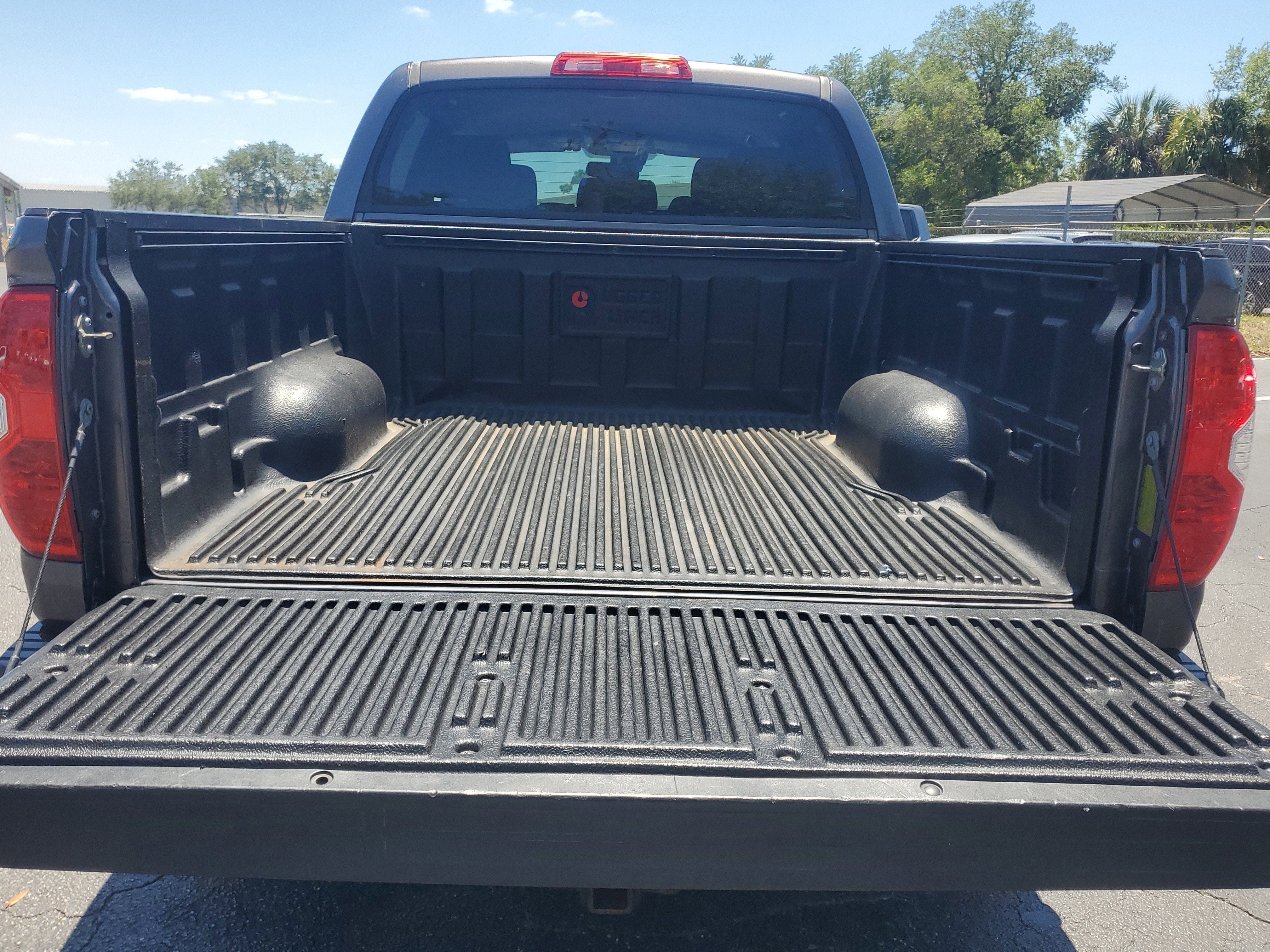 2018 Toyota Tundra 4WD SR5