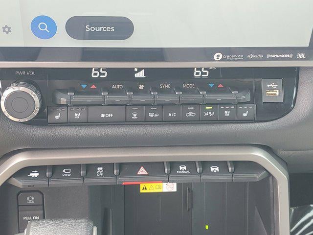 2023 Toyota Tundra 4WD Limited Hybrid