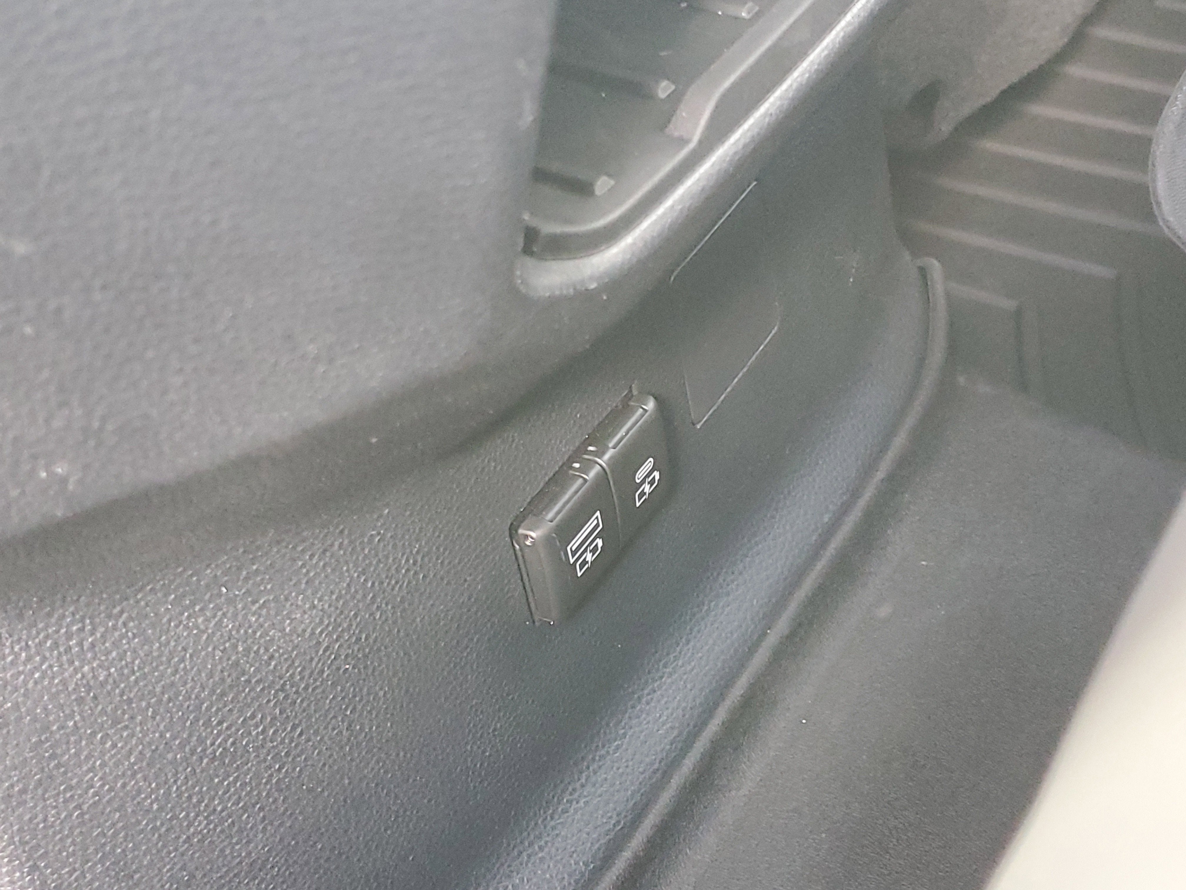 2024 Toyota Tundra 4WD SR5