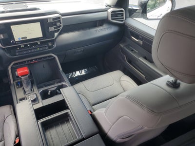 2024 Toyota Tundra 4WD SR5