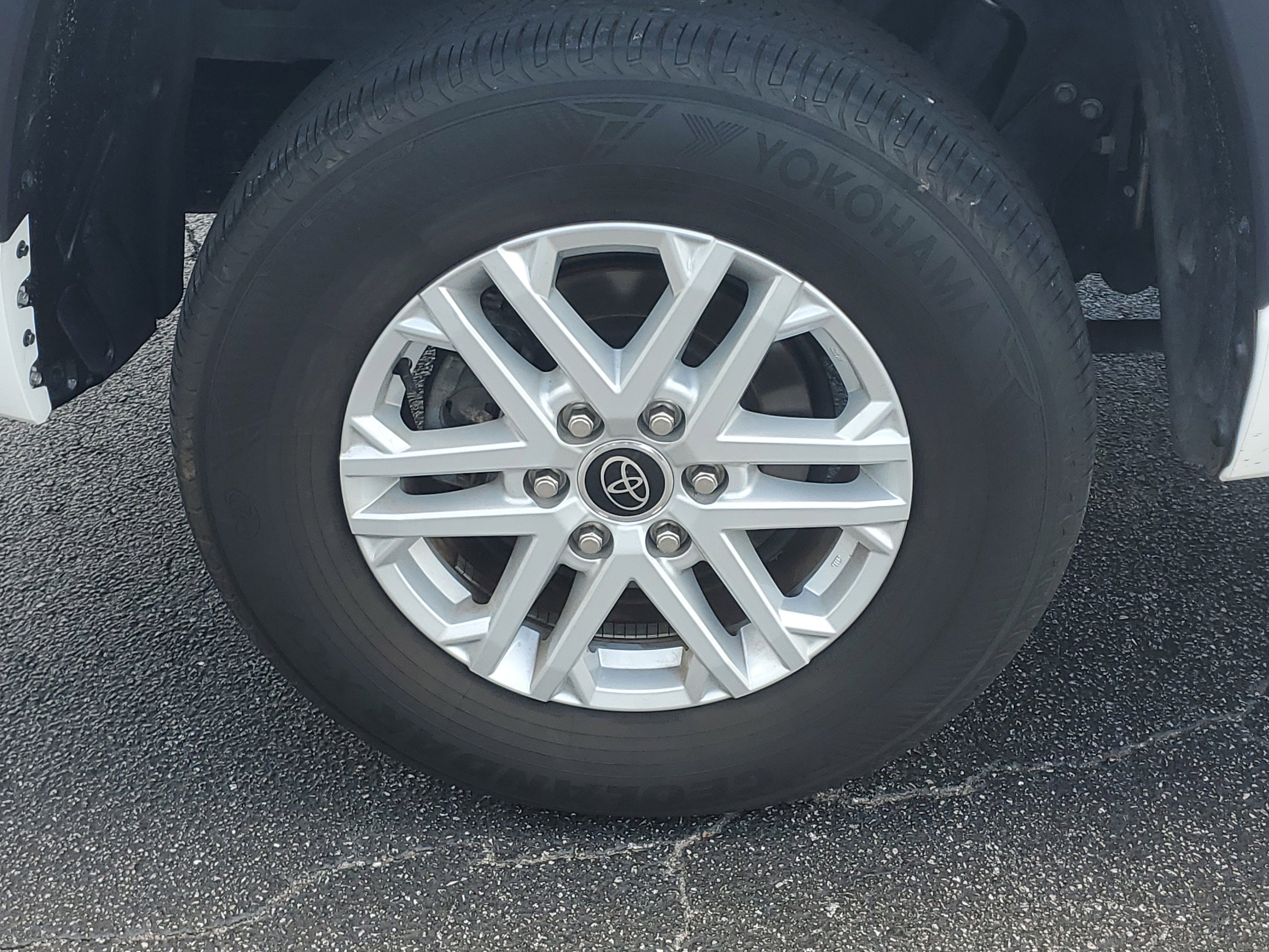 2024 Toyota Tundra 4WD SR5