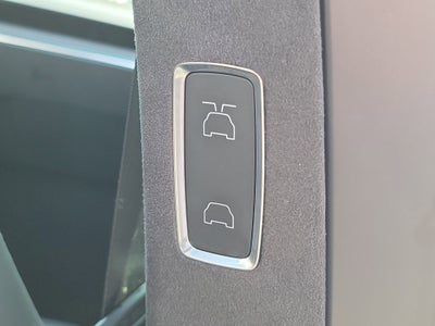 2024 Tesla Model X Base