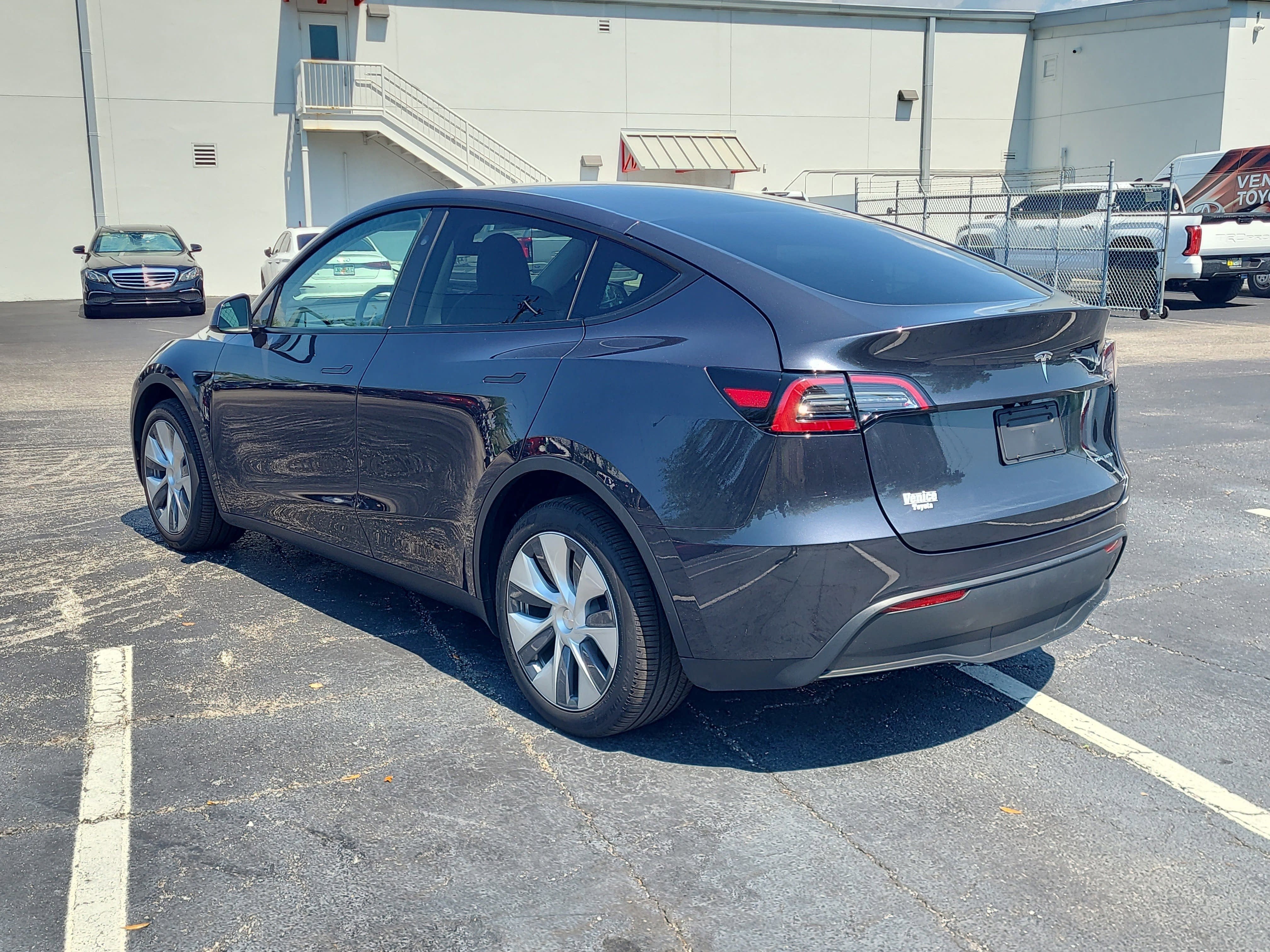 2024 Tesla Model Y Long Range