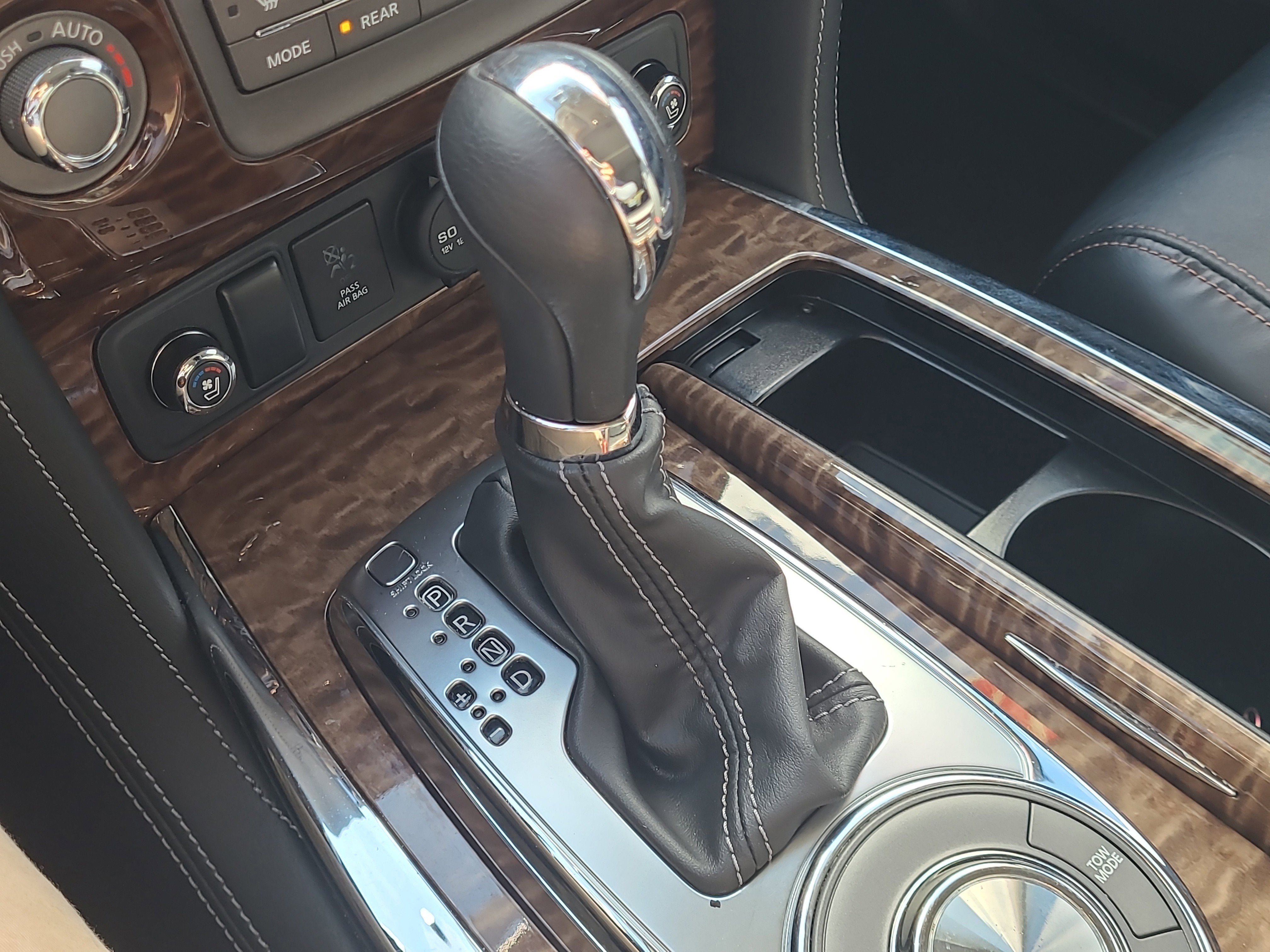 2019 Nissan Armada Platinum