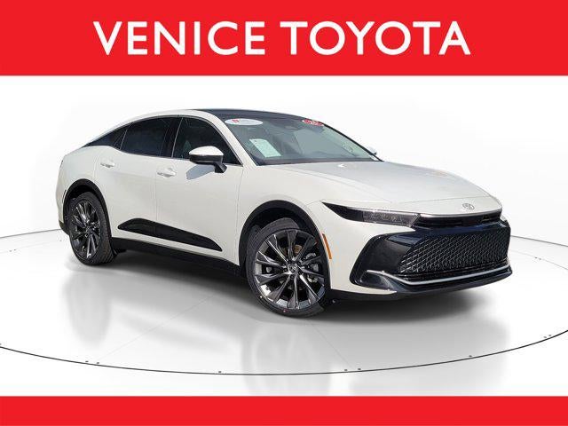 2025 Toyota Crown XLE