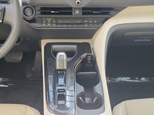 2025 Toyota Crown XLE