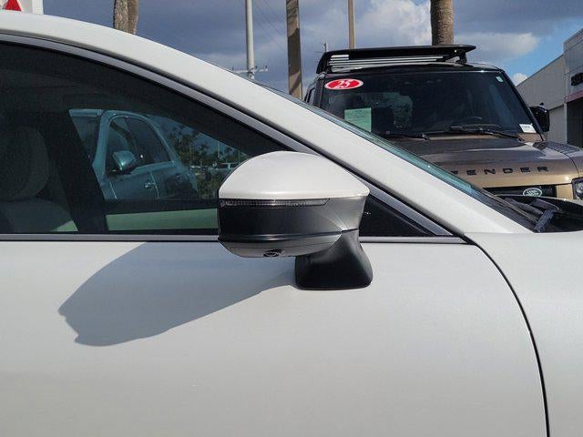 2025 Toyota Crown XLE