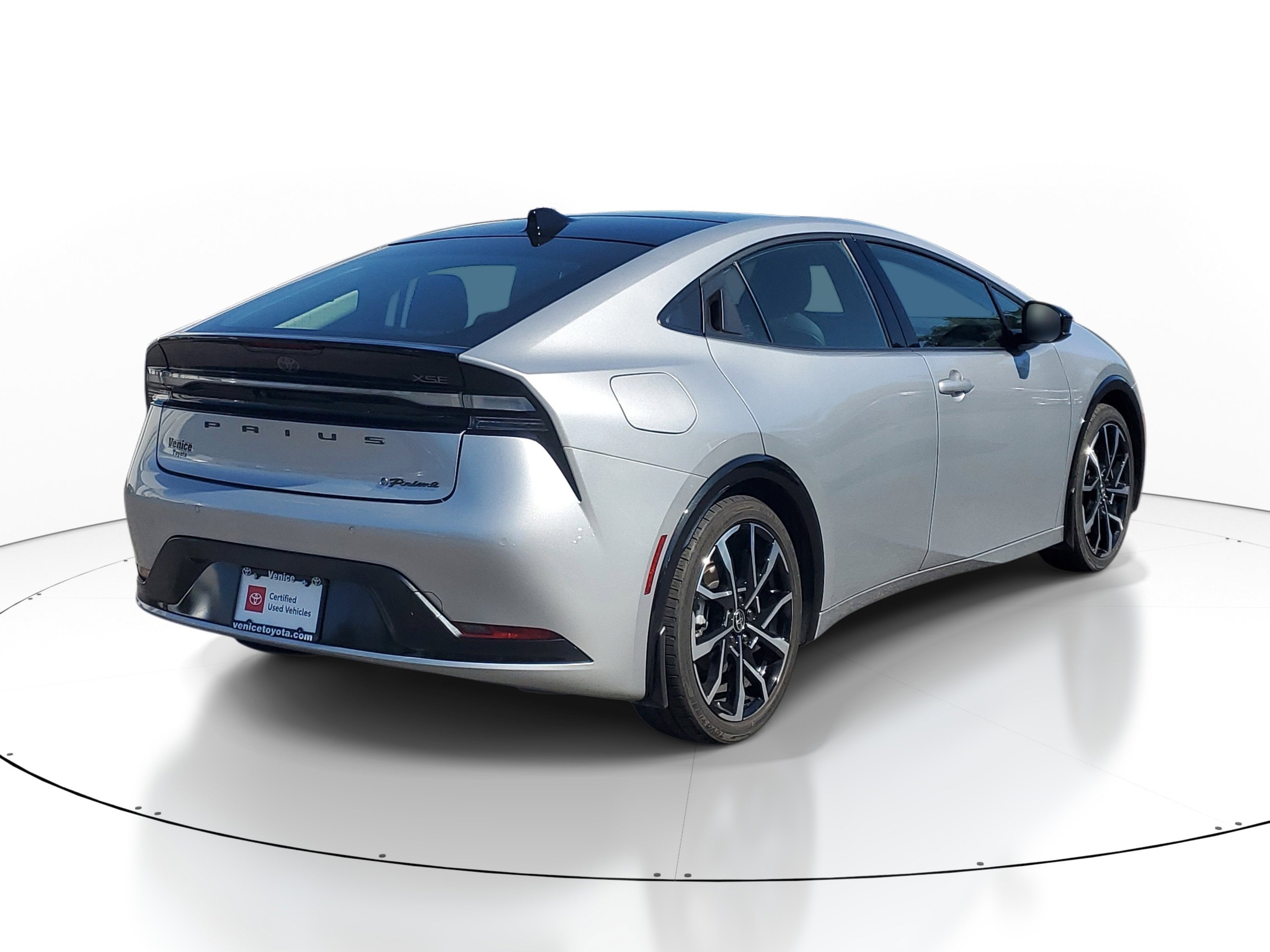 2024 Toyota Prius Prime SE