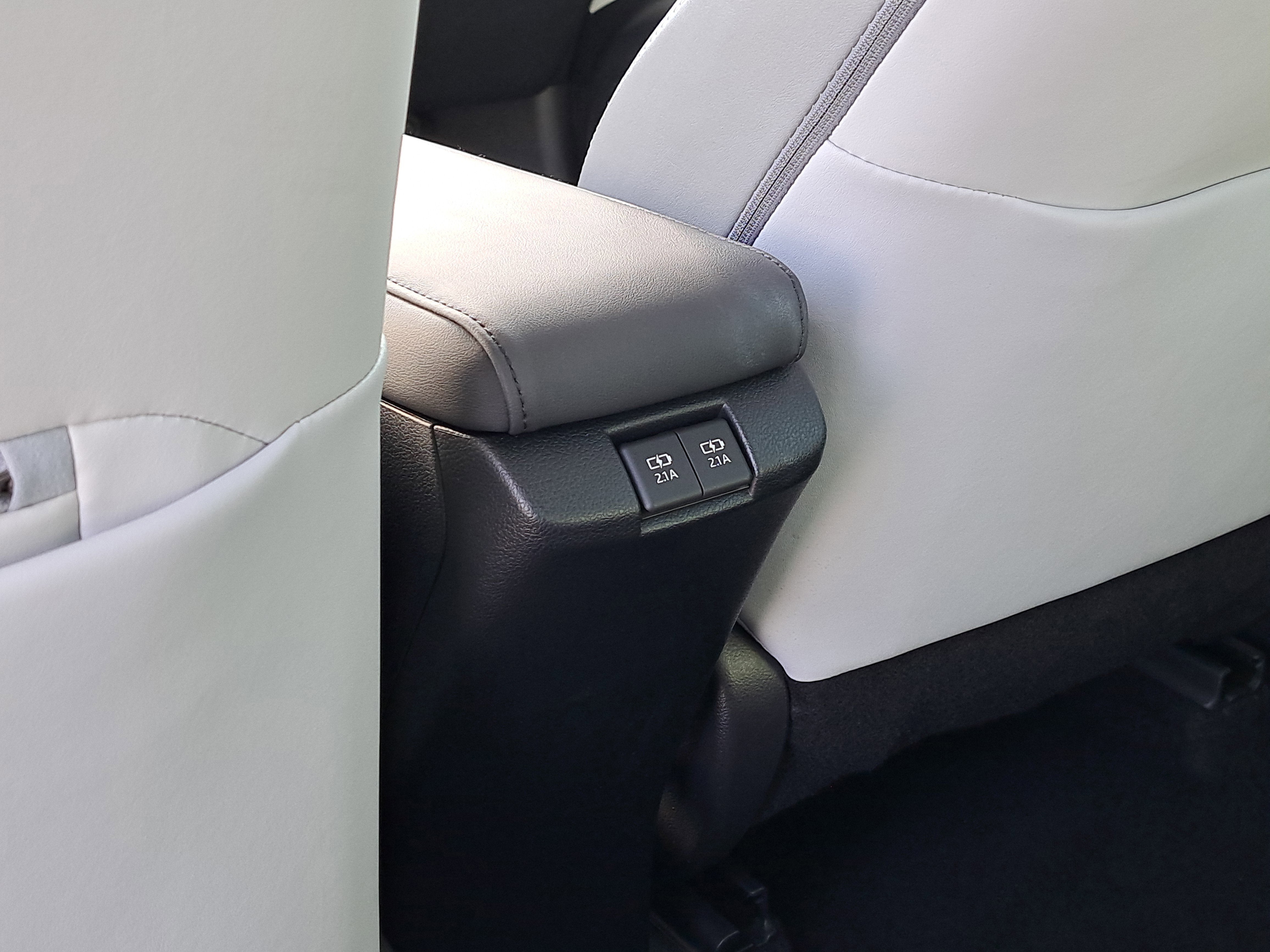 2022 Toyota Prius Prime LE