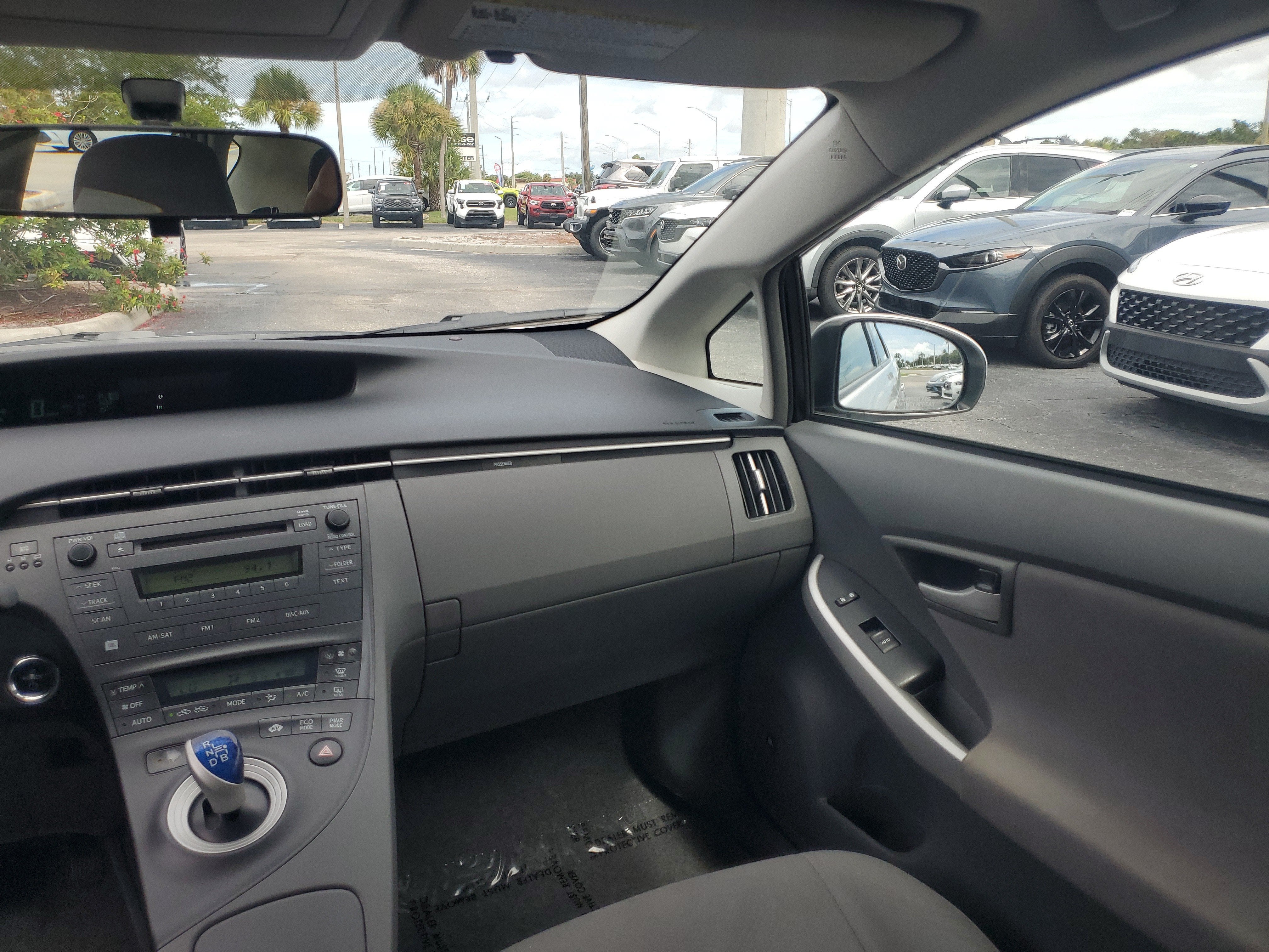 2010 Toyota Prius III