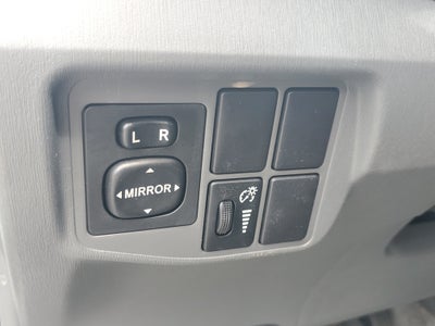 2010 Toyota Prius III