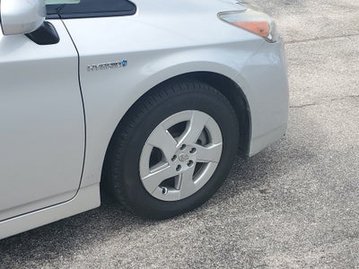 2010 Toyota Prius III