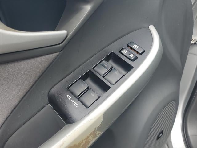 2010 Toyota Prius III