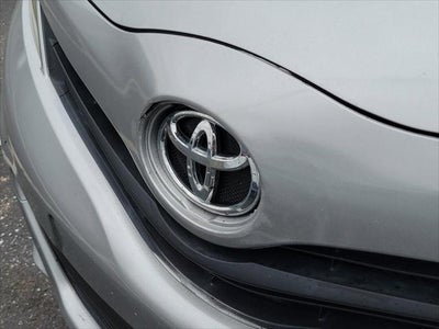 2014 Toyota Yaris L