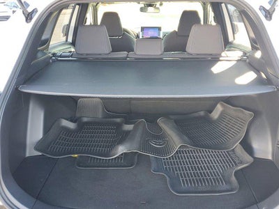 2023 Toyota RAV4 Hybrid SE