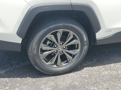 2022 Toyota RAV4 Hybrid XLE Premium
