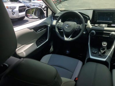 2022 Toyota RAV4 Hybrid XLE Premium