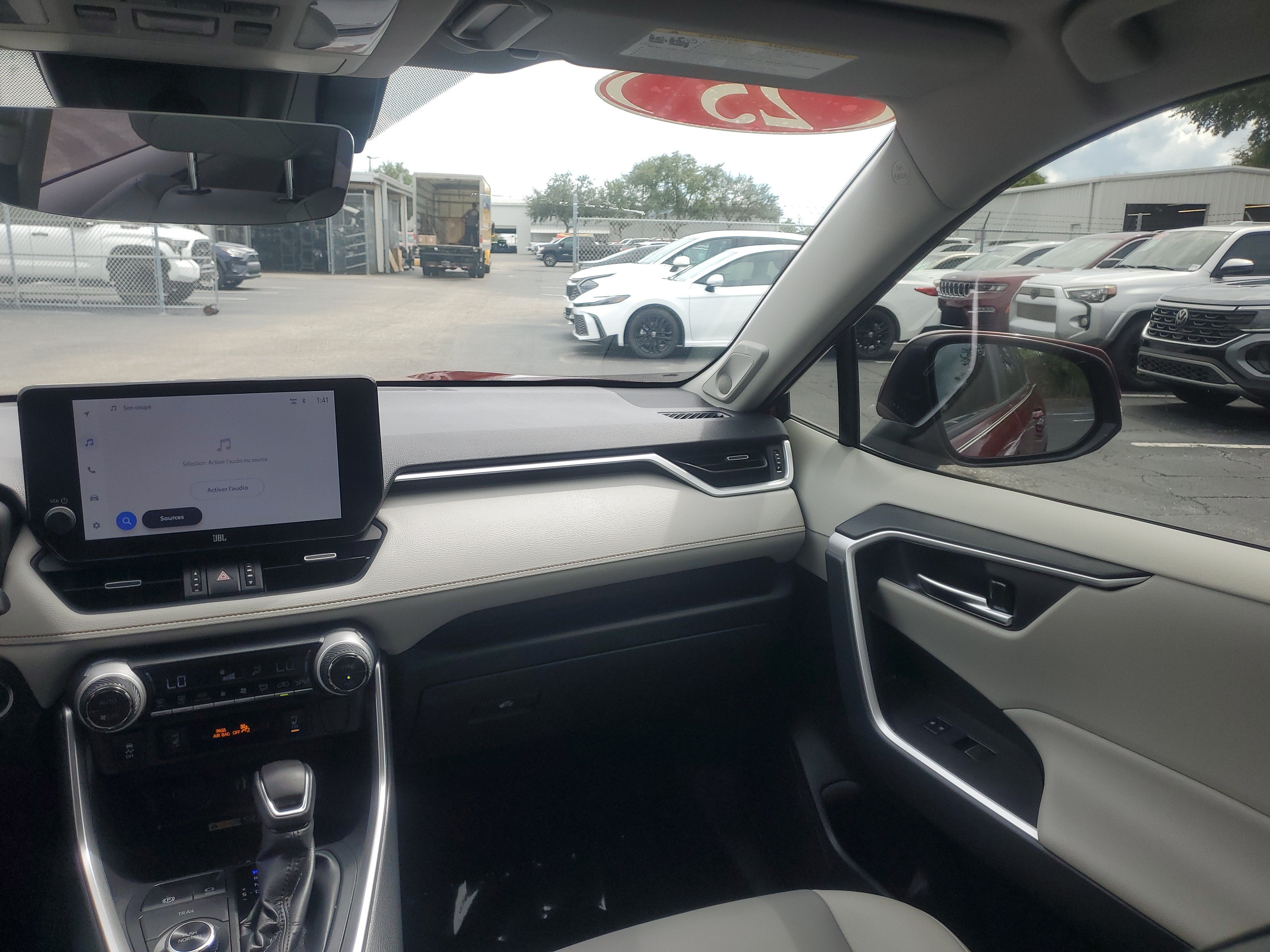 2025 Toyota RAV4 Hybrid XLE Premium