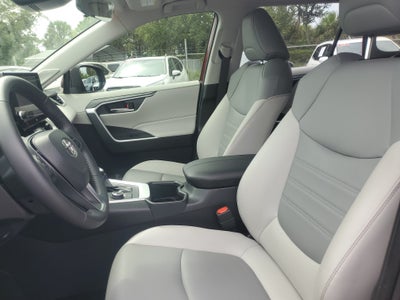2025 Toyota RAV4 Hybrid XLE Premium