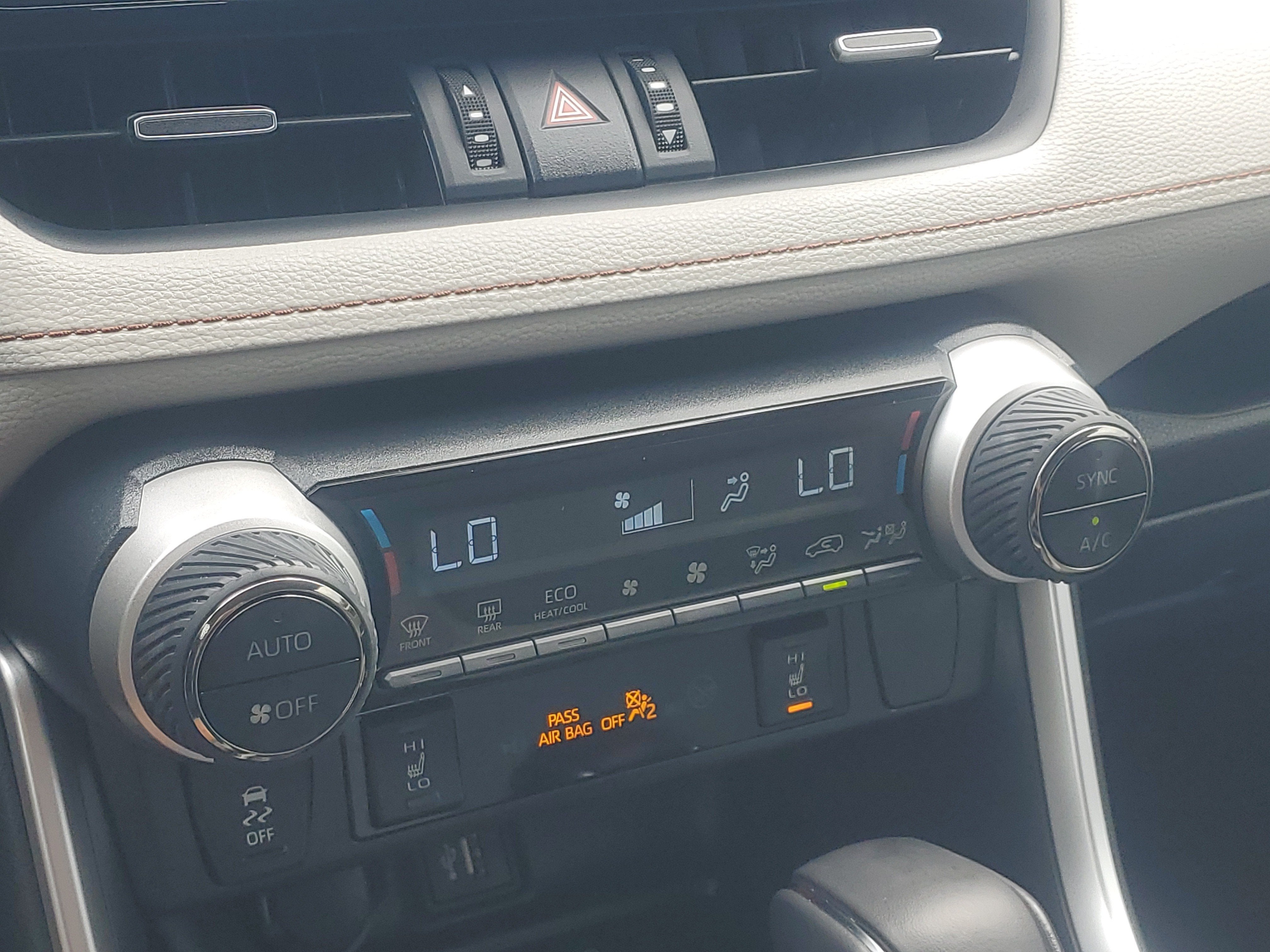 2025 Toyota RAV4 Hybrid XLE Premium