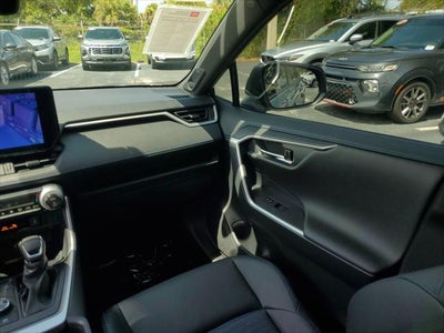 2025 Toyota RAV4 Hybrid XSE