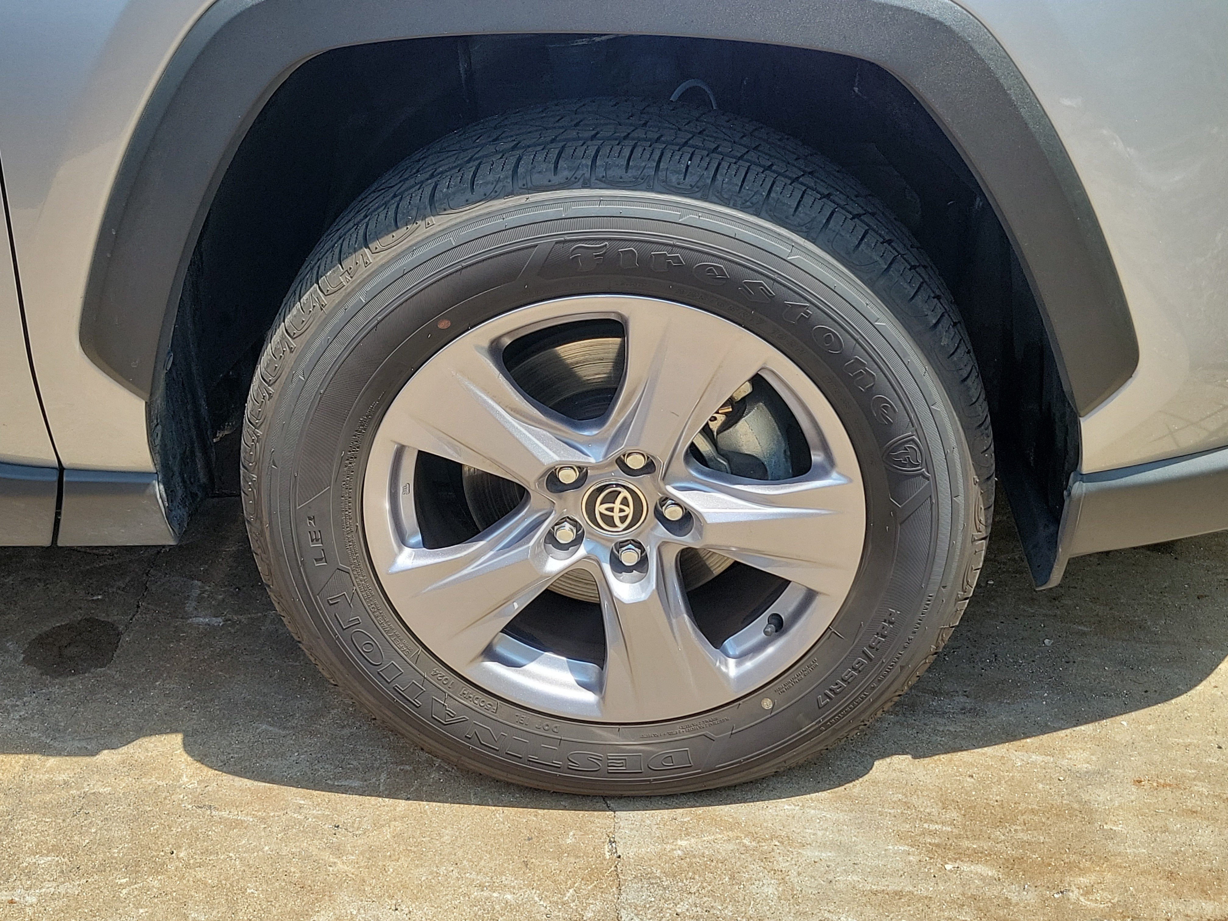 2024 Toyota RAV4 Hybrid LE