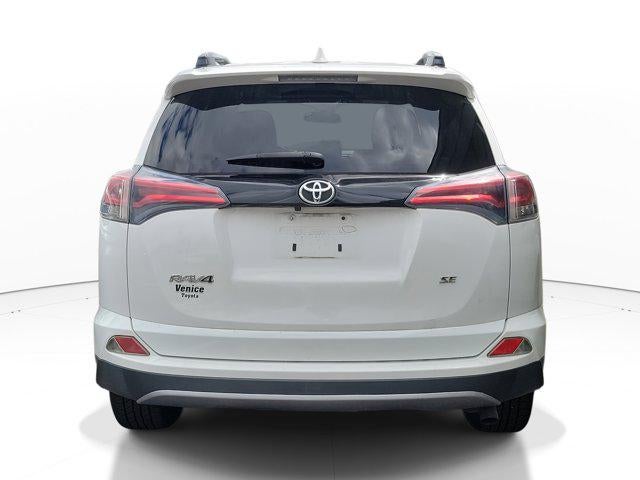 2017 Toyota RAV4 SE
