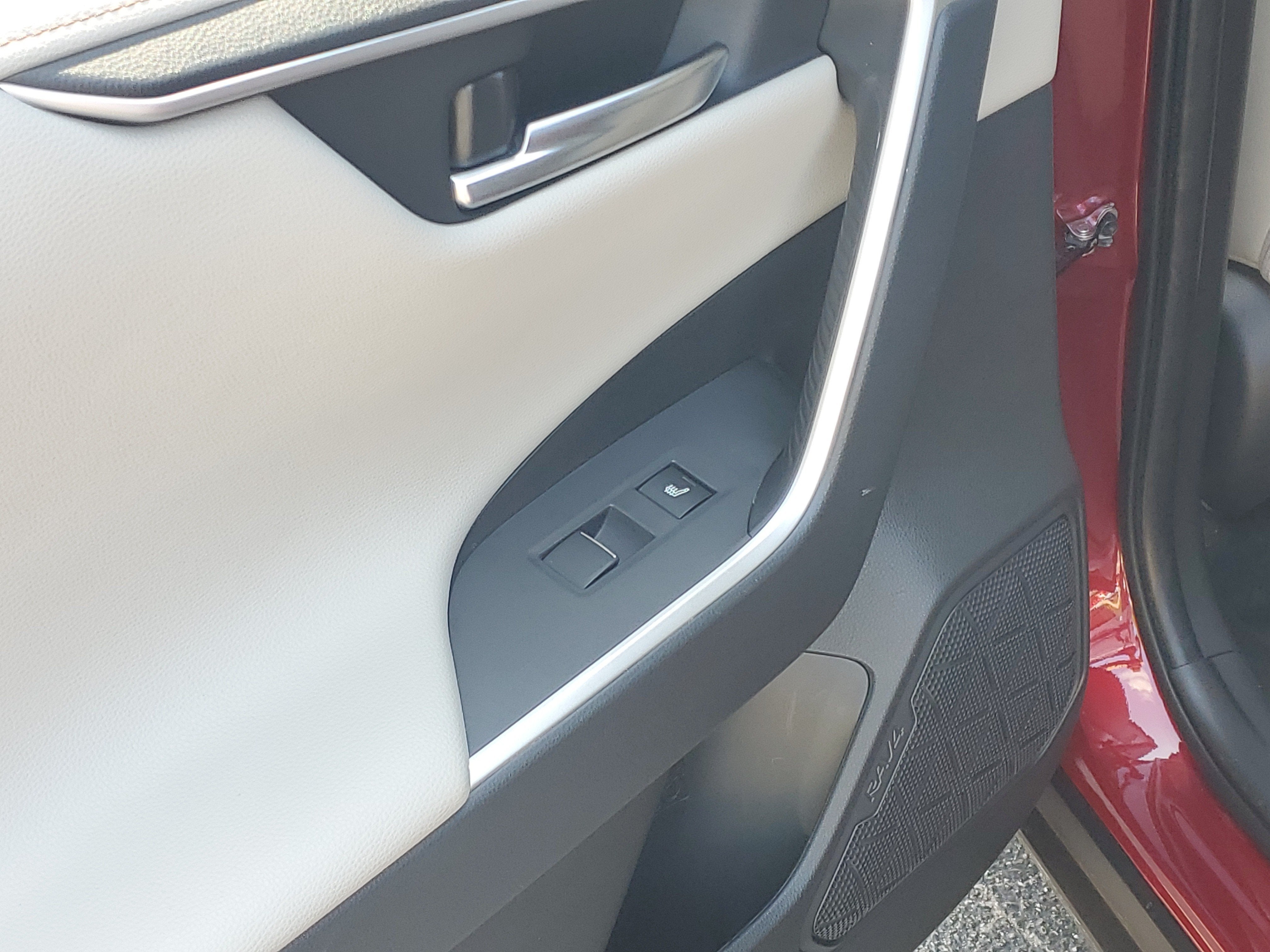 2020 Toyota RAV4 Limited
