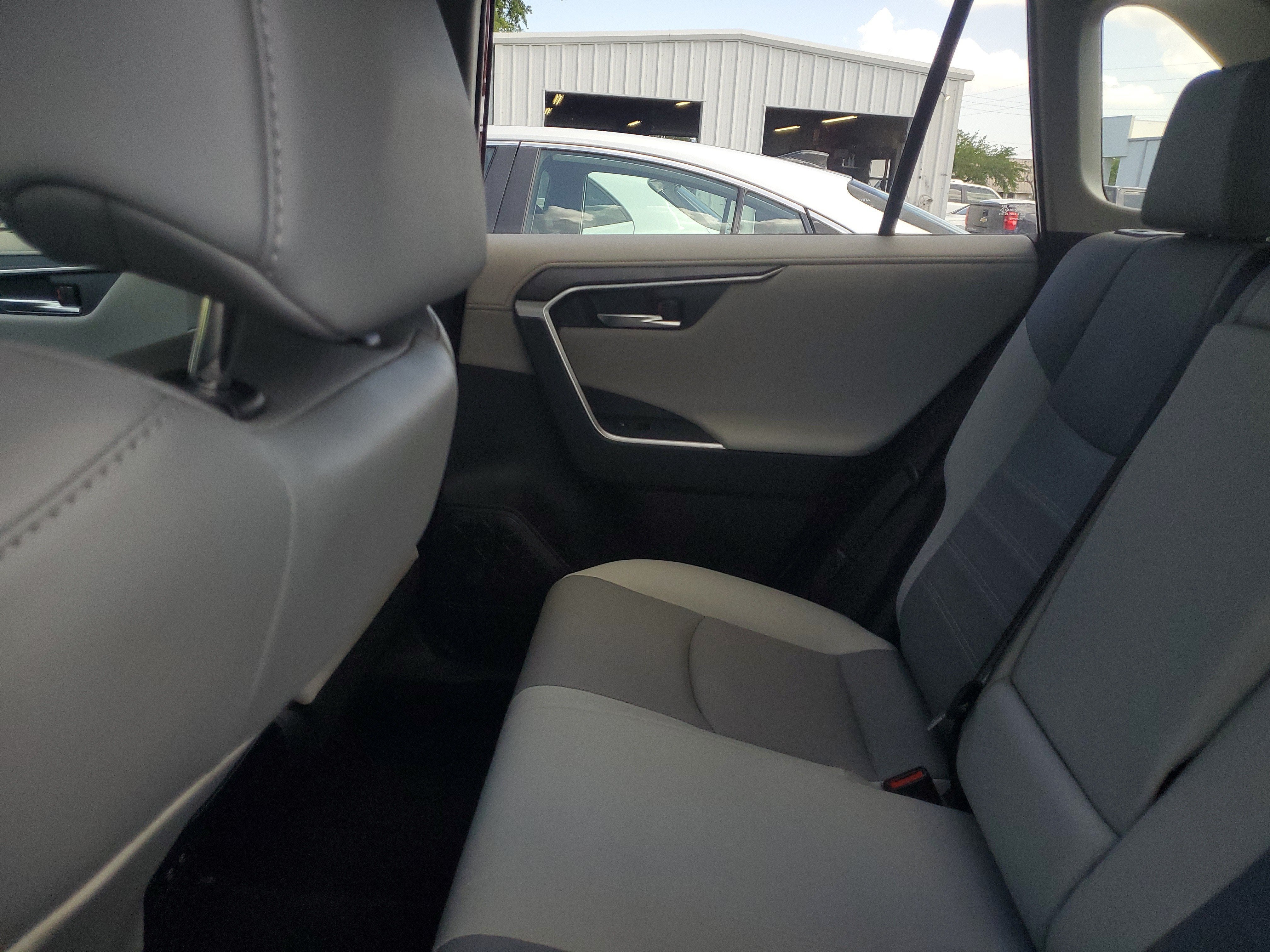 2020 Toyota RAV4 Limited
