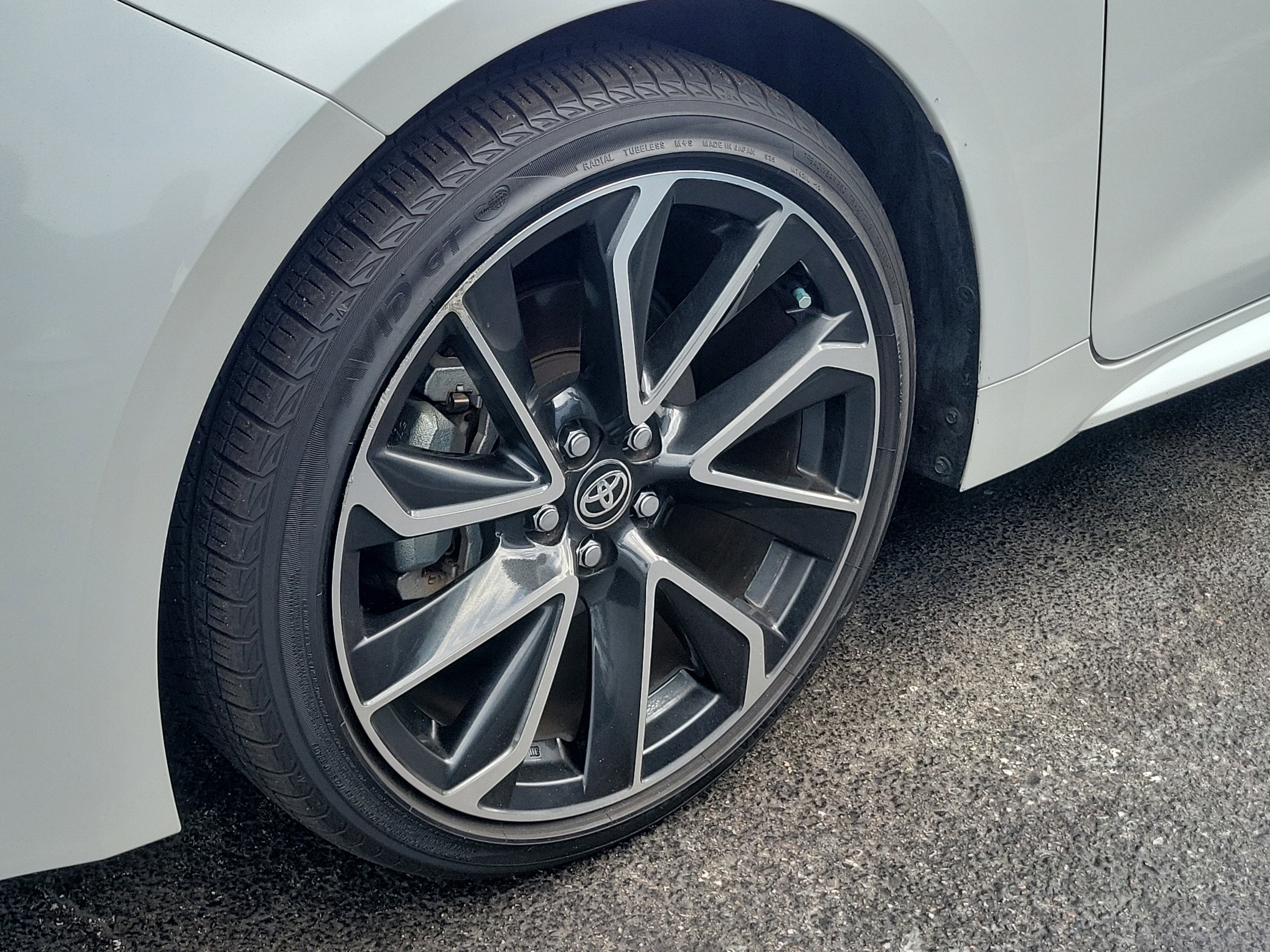 2021 Toyota Corolla Hatchback XSE