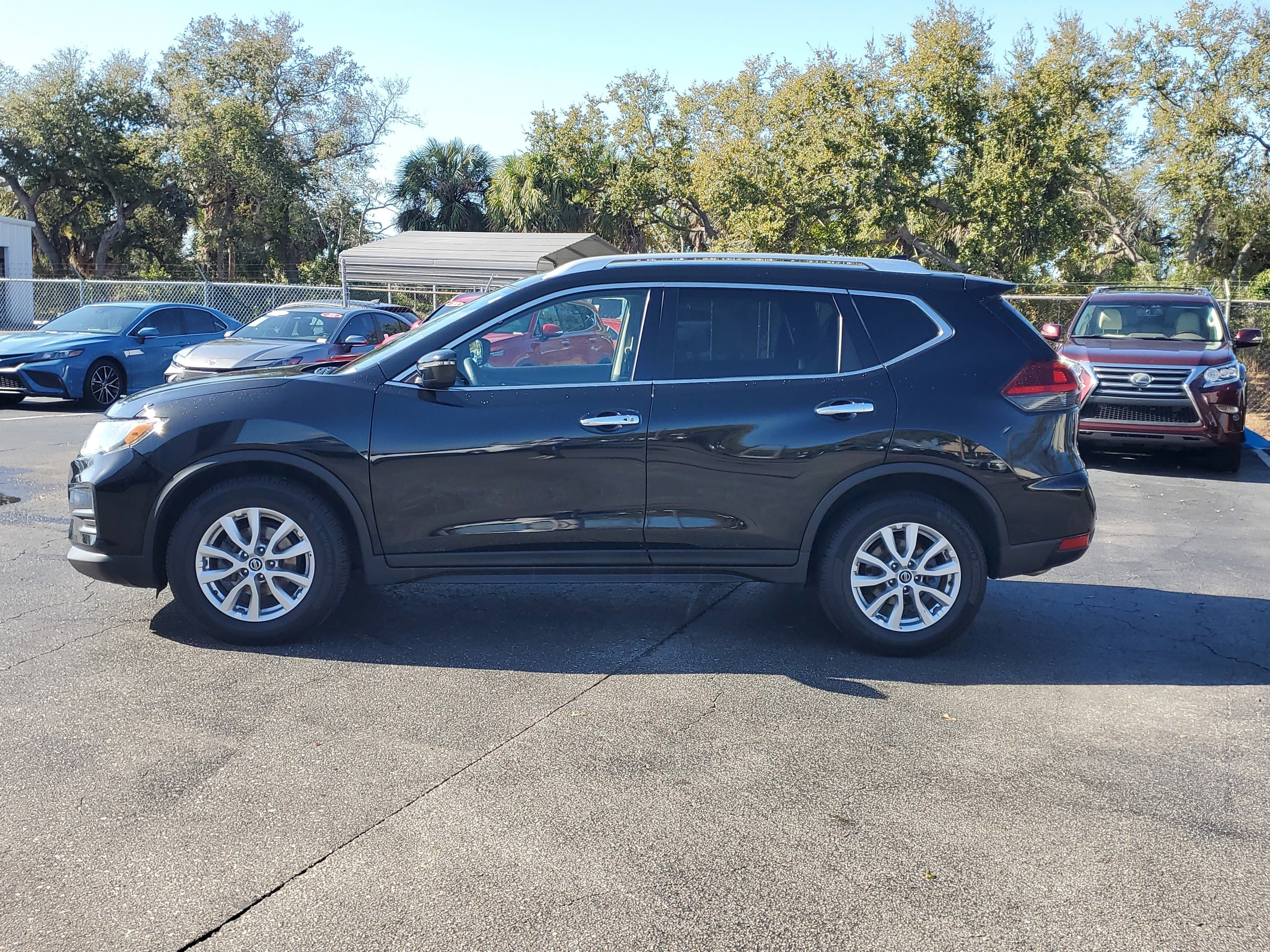 2020 Nissan Rogue SV