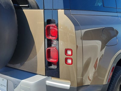 2025 Land Rover Defender S