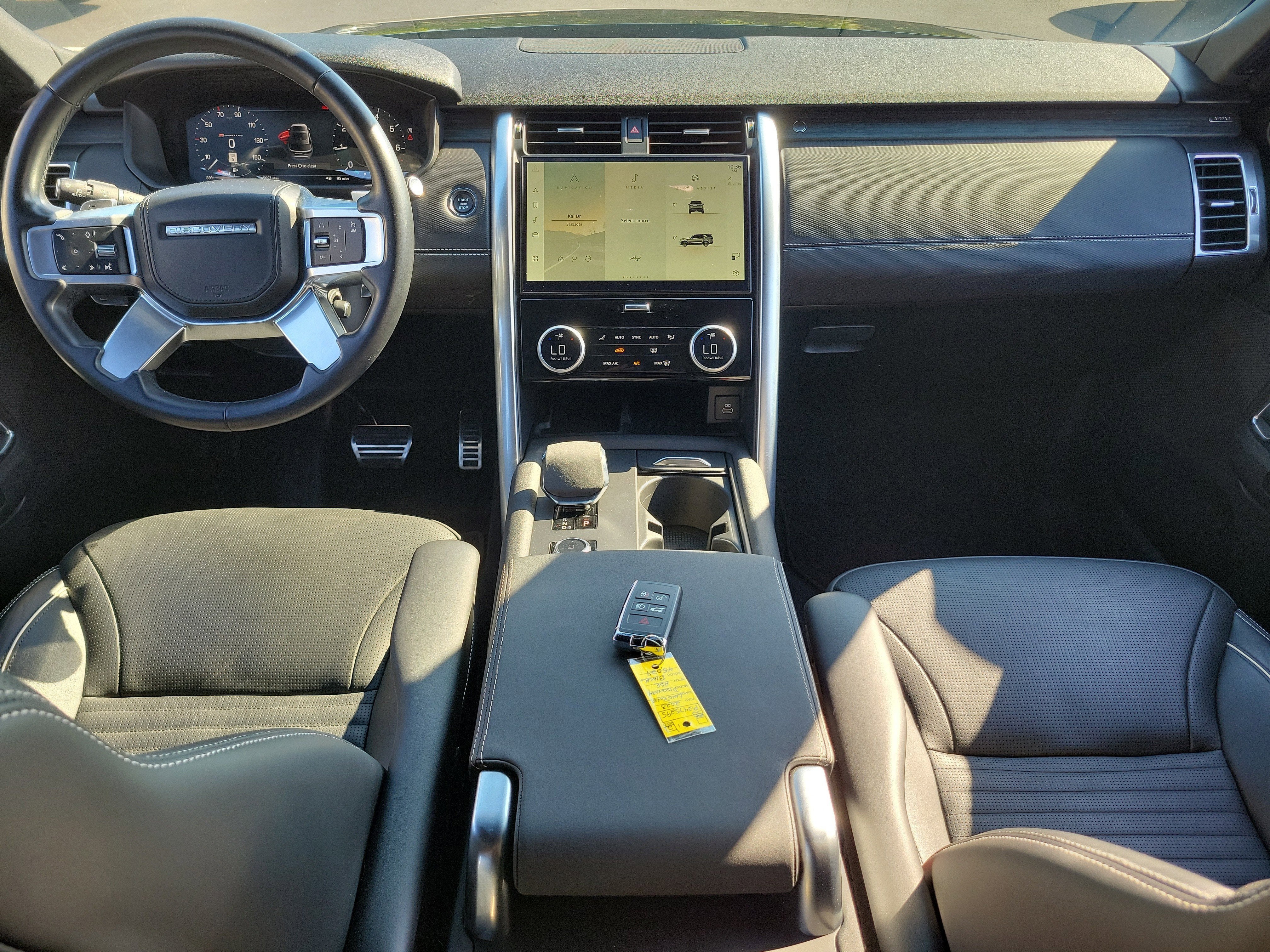 2023 Land Rover Discovery HSE R-Dynamic